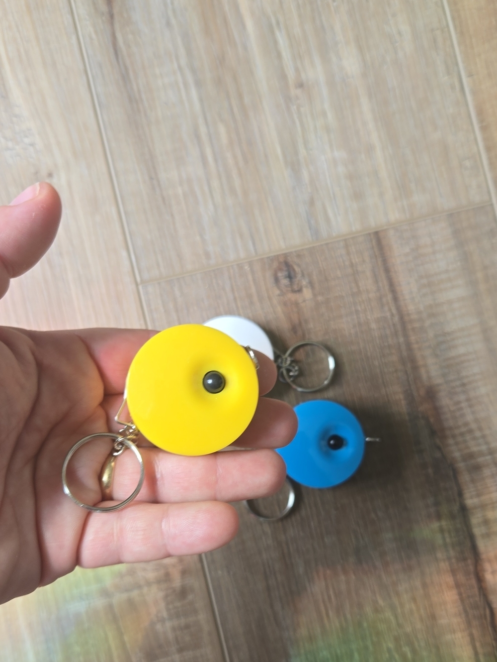 Compact Retractable Measure Tape Keychain – Portable Pocket Ruler (3) - Picture 4 of 4